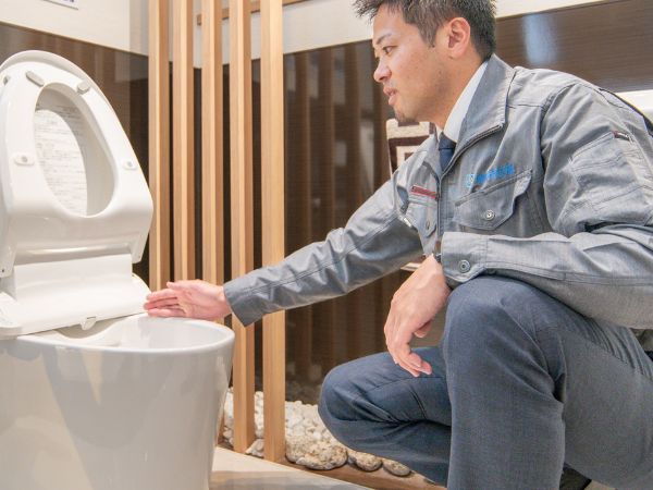 水まわりリフォーム時期の目安は?キッチン・お風呂・トイレ・洗面台の不調サインを解説_トイレ