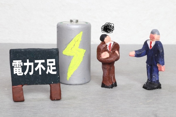 後悔しないトイレリフォーム!タンクレストイレの選び方と注意点-停電