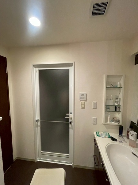 横浜市港南区-N様邸-クロス張替え-施工前