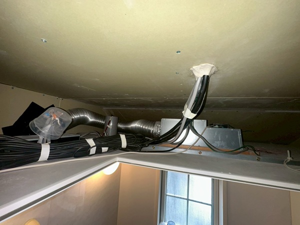 横浜市緑区-A様邸-浴室暖房乾燥機-施工中