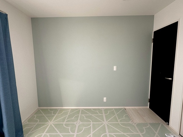 横浜市港南区-H様邸-アクセントクロス2