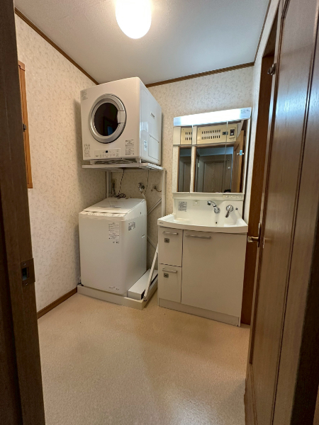 横浜市-N様邸-脱衣室-施工前